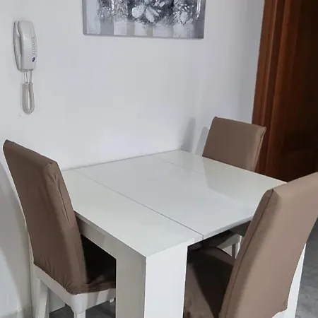 Sister's איגלסיאס